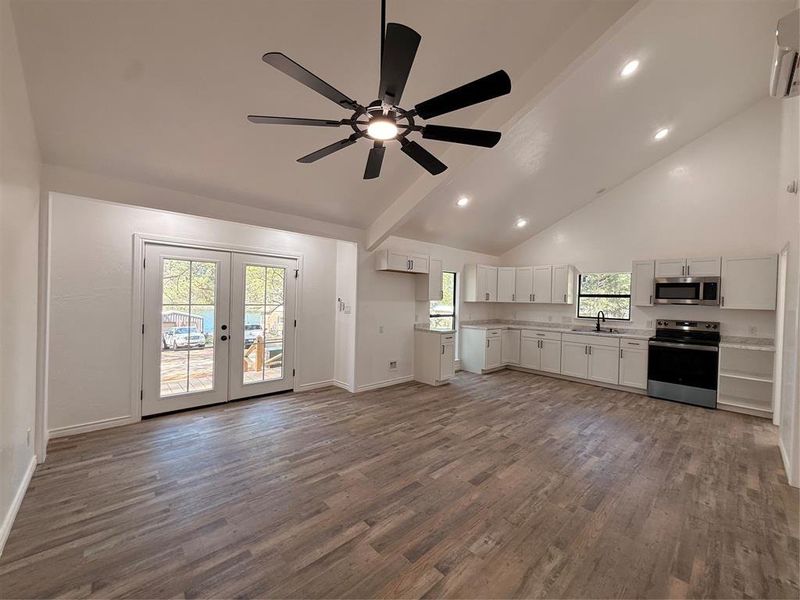 Spacious, unfurnished interior of a new home in , Quitman (Image 13).