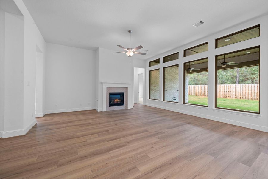 Spacious, unfurnished interior of a new home in Colton, Todd Mission (Image 27). Spacious, unfurnished interior of a new home in Colton, Todd Mission (Image 27).
