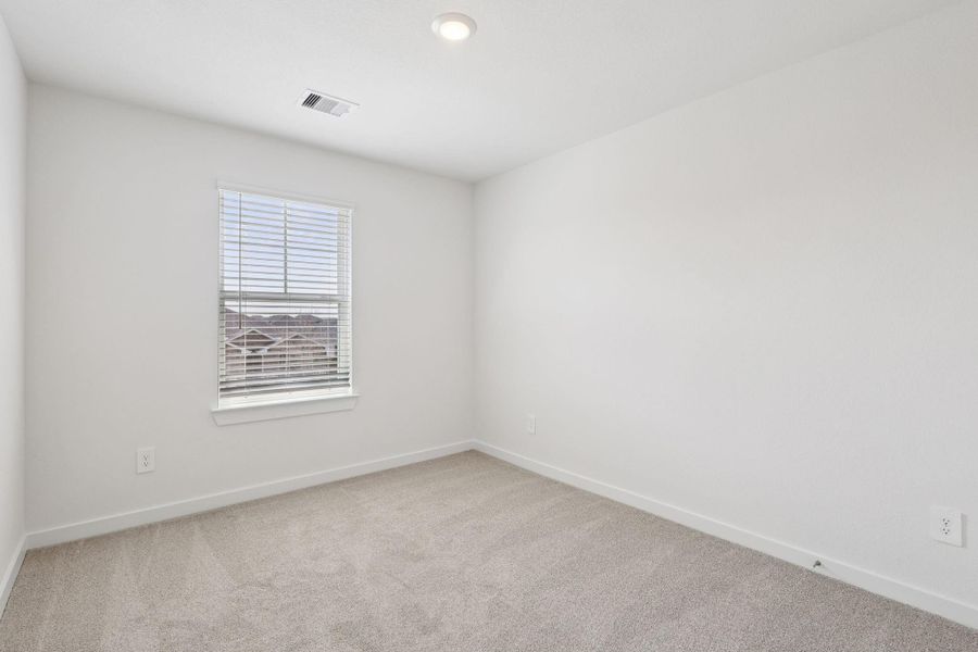 Spacious, unfurnished interior of a new home in Southwinds, Baytown (Image 16). Spacious, unfurnished interior of a new home in Southwinds, Baytown (Image 16).