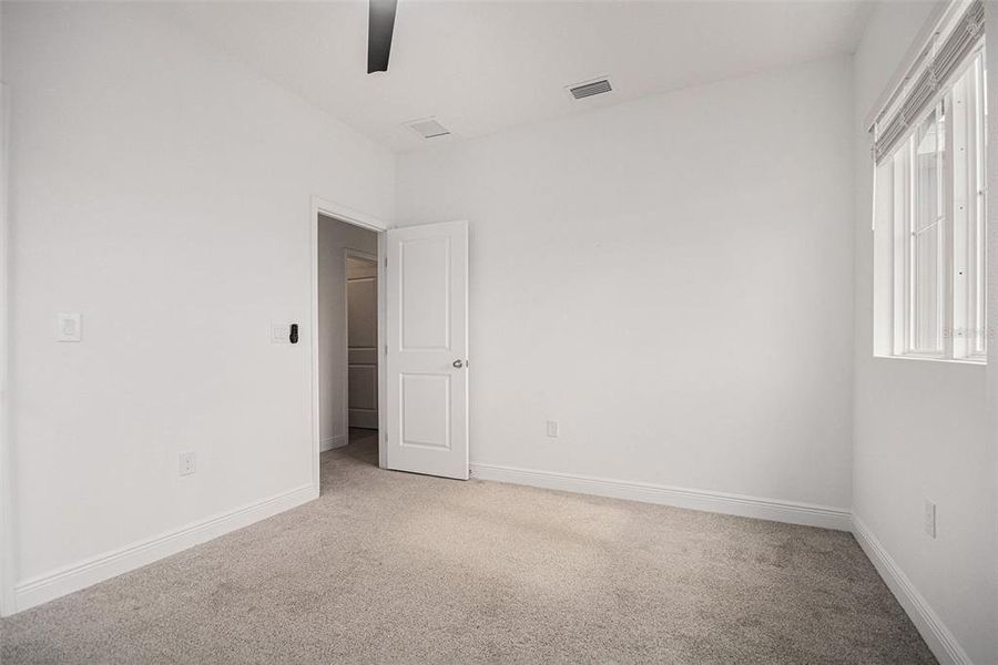 Spacious, unfurnished interior of a new home in Hills of Minneola, Minneola (Image 31).