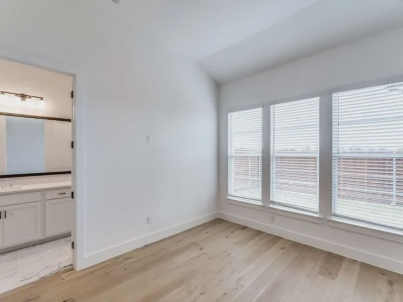 Spacious, unfurnished interior of a new home in Uptown Celina, Celina (Image 20).
