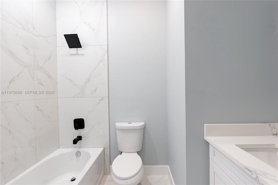 Furnished interior view inside a new home in , Lehigh Acres (Image 10).