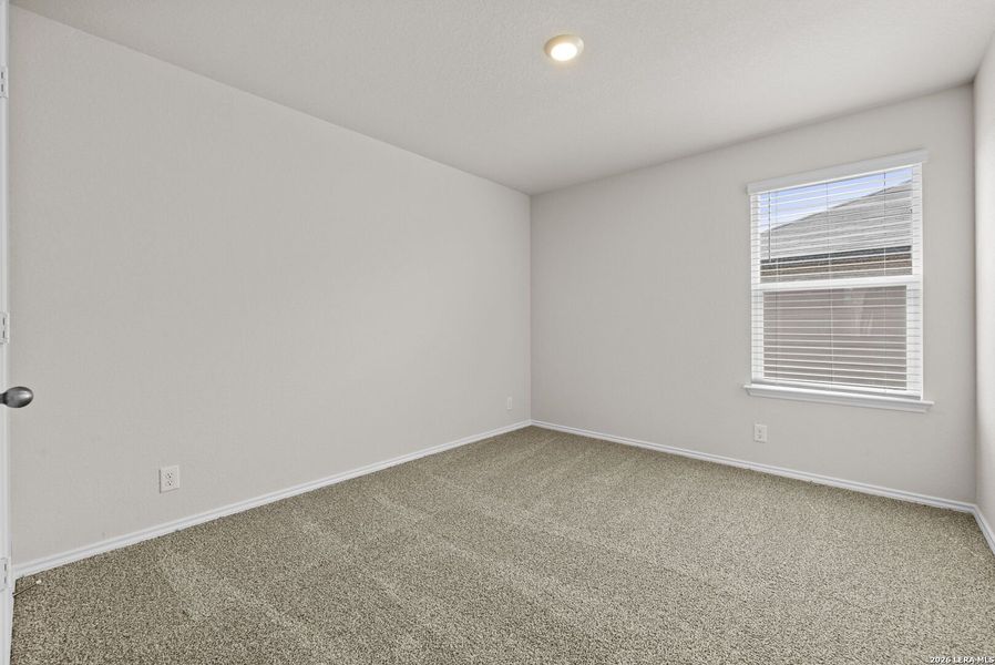 Spacious, unfurnished interior of a new home in Redbird Ranch, San Antonio (Image 28).