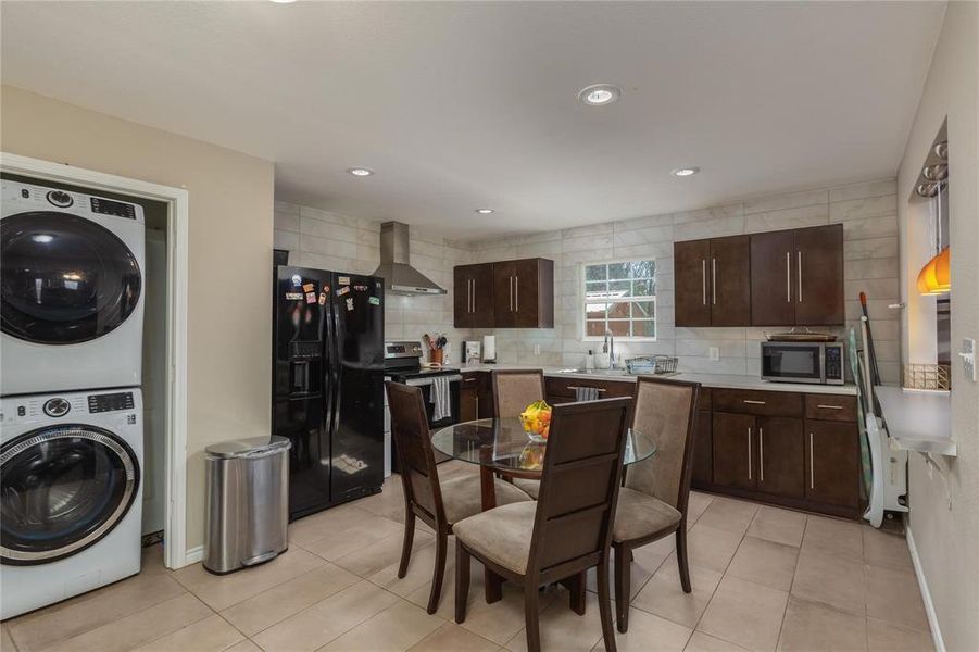 Furnished interior view inside a new home in , Azle (Image 15). Furnished interior view inside a new home in , Azle (Image 15).