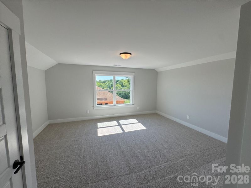 Spacious, unfurnished interior of a new home in Robinson Oaks, Gastonia (Image 21).