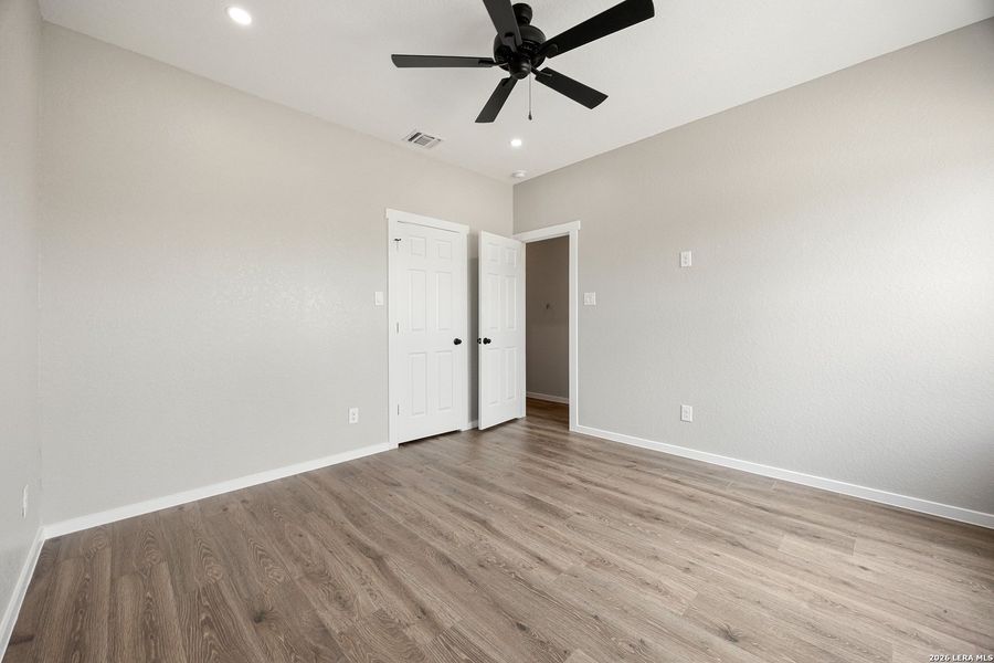 Spacious, unfurnished interior of a new home in , Somerset (Image 26).