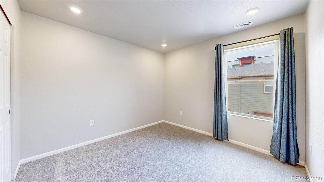 Spacious, unfurnished interior of a new home in , Broomfield (Image 19).