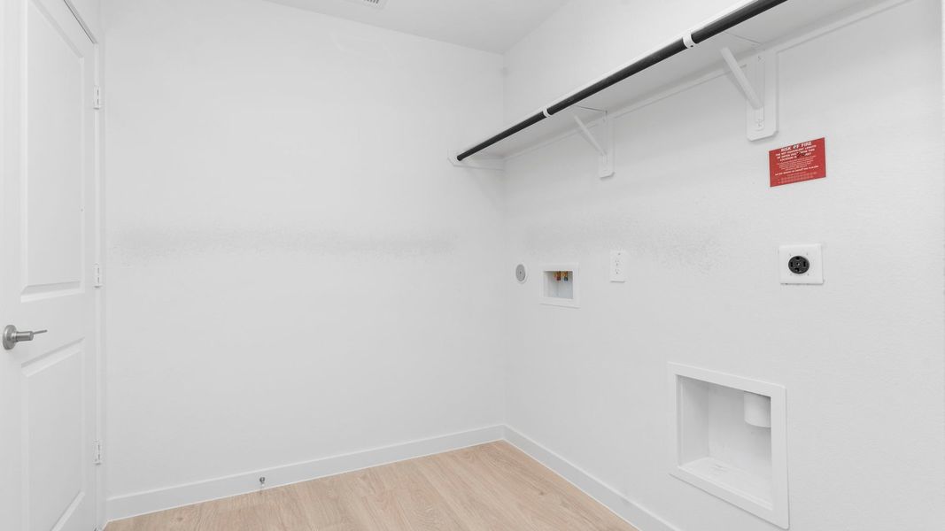 Spacious, unfurnished interior of a new home in Tamarron, Fulshear (Image 27). Spacious, unfurnished interior of a new home in Tamarron, Fulshear (Image 27).