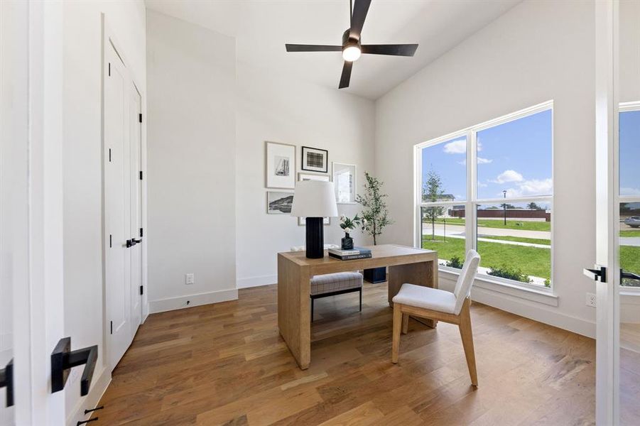 Furnished interior view inside a new home in , Red Oak (Image 13).