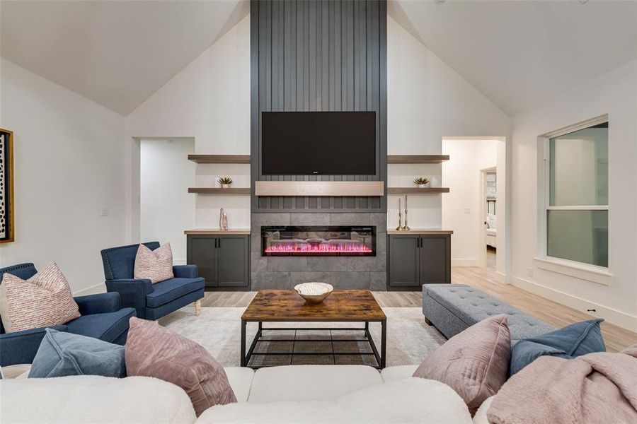 Furnished interior view inside a new home in , Fort Worth (Image 12).