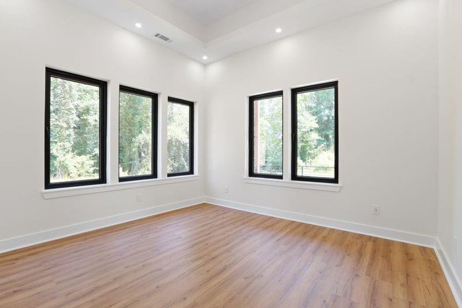 Spacious, unfurnished interior of a new home in , Atlanta (Image 55). Spacious, unfurnished interior of a new home in , Atlanta (Image 55).