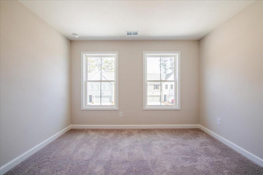 Spacious, unfurnished interior of a new home in Wilkins Walk, Mableton (Image 34).