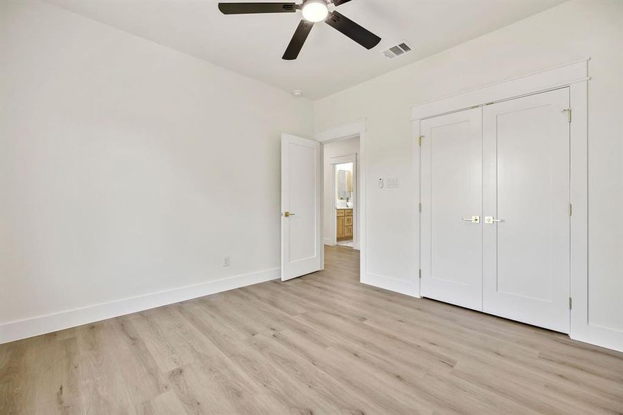 Spacious, unfurnished interior of a new home in , Sansom Park (Image 17).