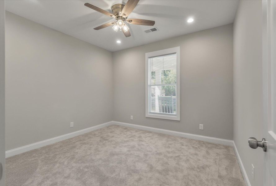 Spacious, unfurnished interior of a new home in , North Charleston (Image 27).