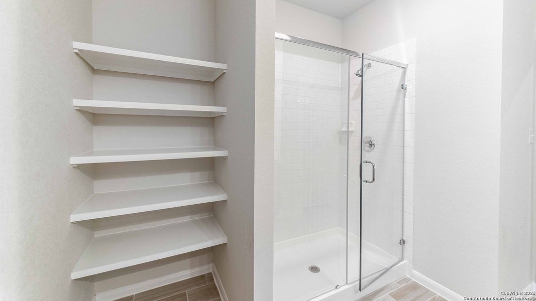 Spacious, unfurnished interior of a new home in Morgan Meadows, San Antonio (Image 12). Spacious, unfurnished interior of a new home in Morgan Meadows, San Antonio (Image 12).