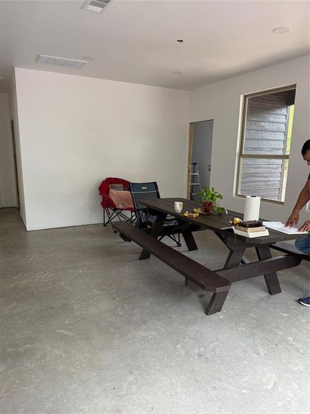 Image 14 of a home in .