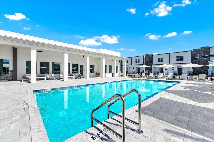 Community amenities in , Davenport (Image 43).