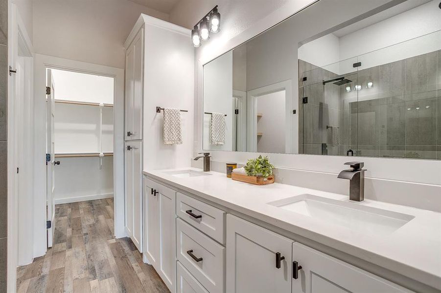 Furnished interior view inside a new home in , Granbury (Image 11). Furnished interior view inside a new home in , Granbury (Image 11).