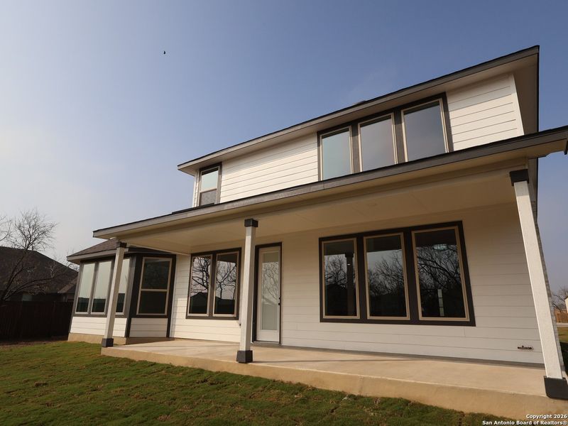 Exterior details and patio area of a home in Everly Estates, San Antonio (Image 3).