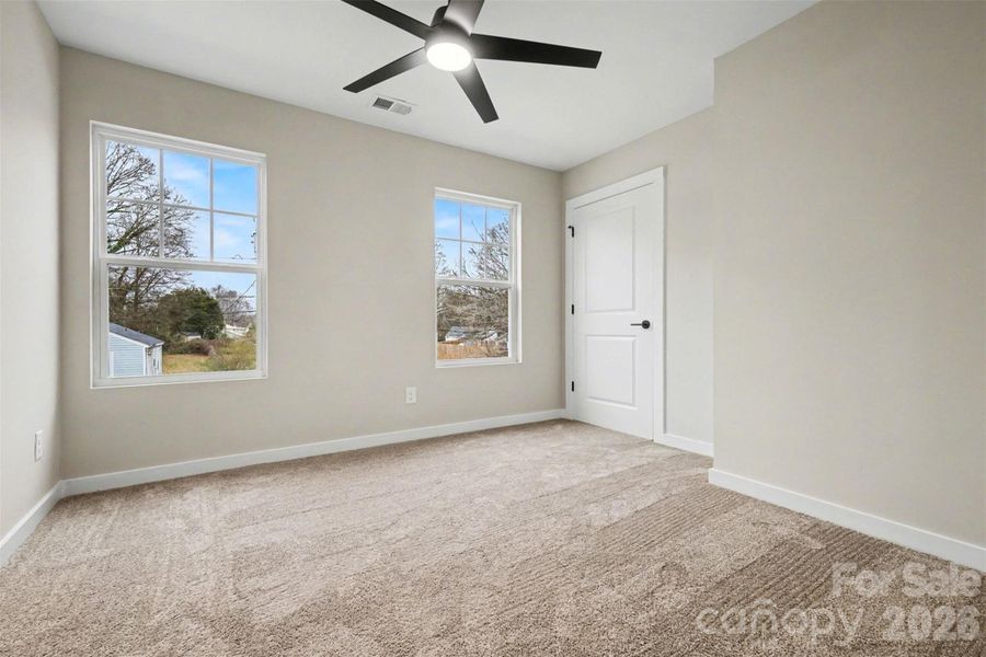 Spacious, unfurnished interior of a new home in , Gastonia (Image 15).