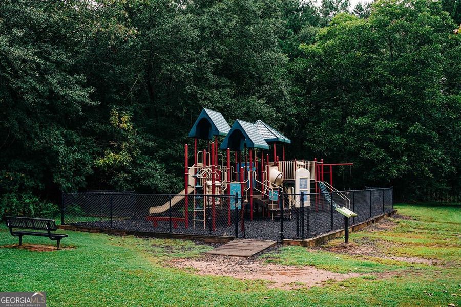 Image 108 of a home in Rosewood Lake Estates.