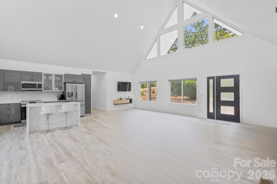 Spacious, unfurnished interior of a new home in , Rutherfordton (Image 13).