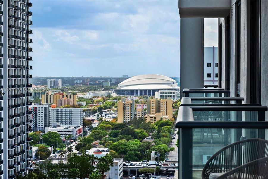 Condo located in Miami, FL showcasing its design and architecture (Image 3). Condo located in Miami, FL showcasing its design and architecture (Image 3).