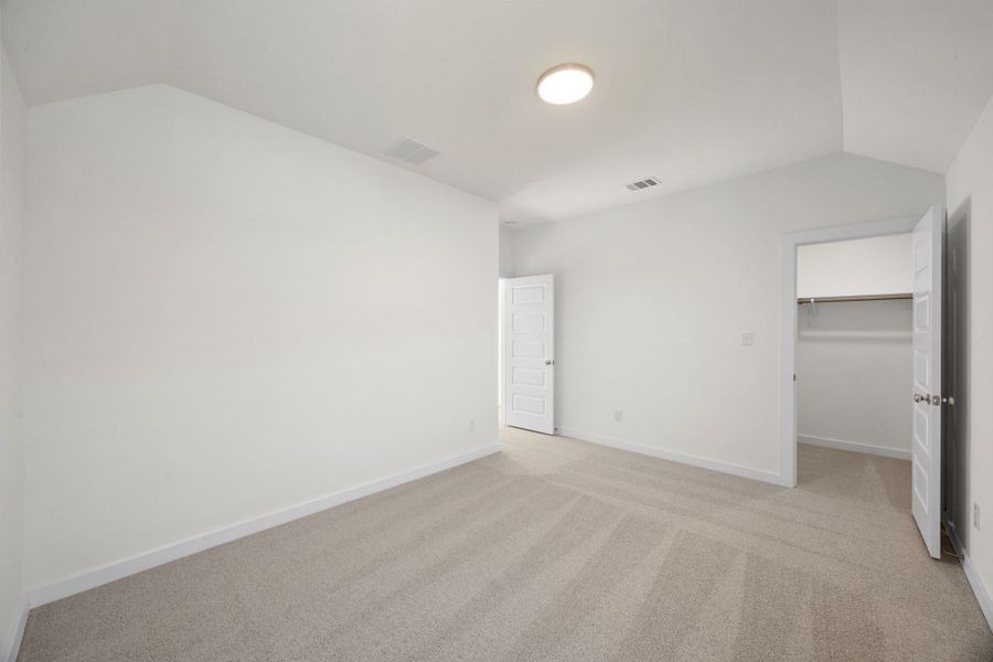 Spacious, unfurnished interior of a new home in Prairie Winds, Hutto (Image 29).
