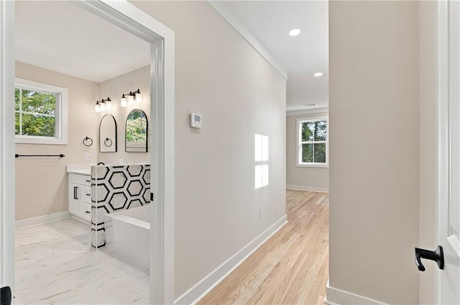 Spacious, unfurnished interior of a new home in , Atlanta (Image 22).
