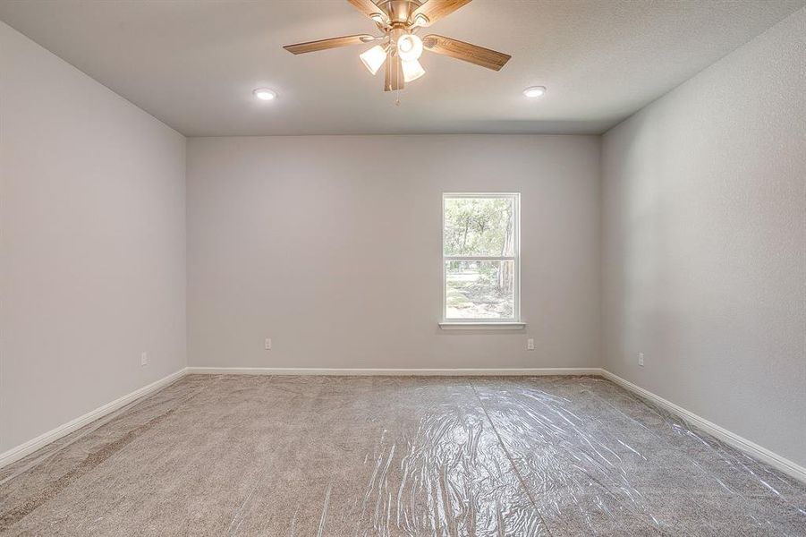 Spacious, unfurnished interior of a new home in , Rio Vista (Image 15).
