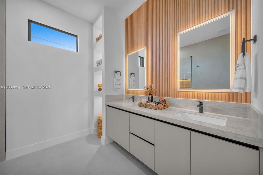 Furnished interior view inside a new home in , Cape Coral (Image 14).