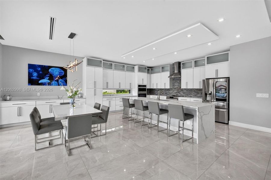 Furnished interior view inside a new home in , Fort Lauderdale (Image 13).