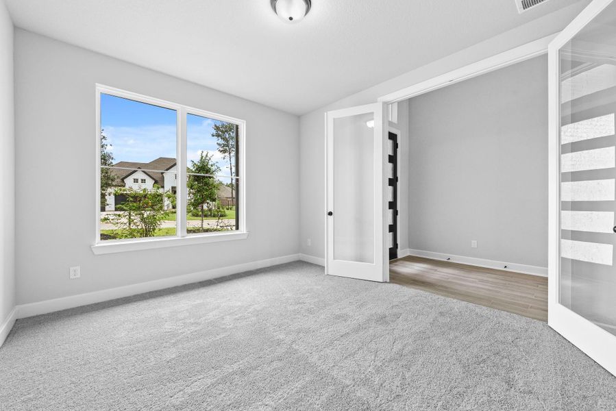 Representative image. Features, specifications, selections and colors may vary. Representative image. Features, specifications, selections and colors may vary.