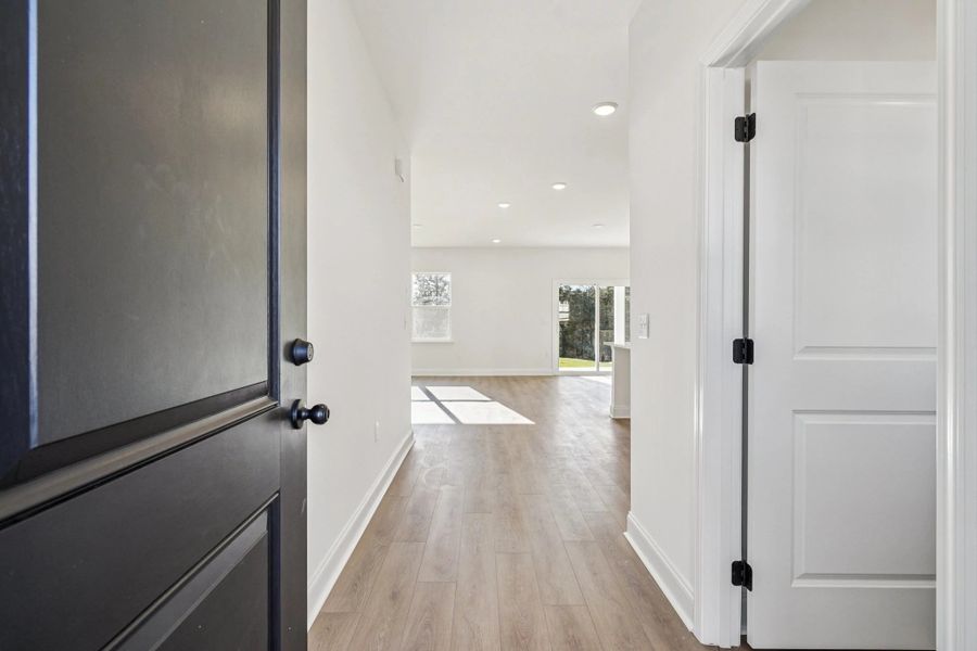 Spacious, unfurnished interior of a new home in Ascent at Arbor Ridge, La Vergne (Image 15). Spacious, unfurnished interior of a new home in Ascent at Arbor Ridge, La Vergne (Image 15).