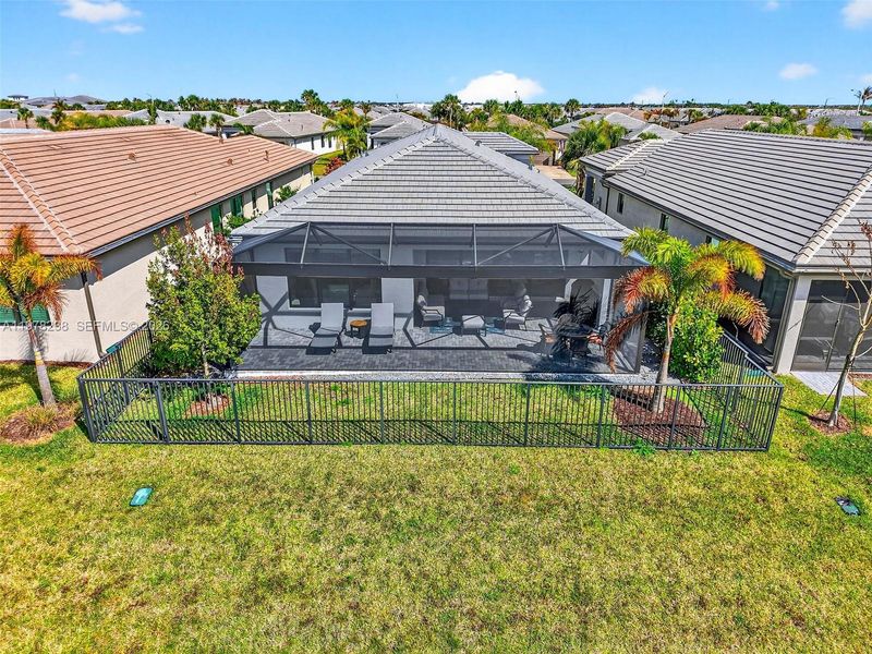 Exterior details and patio area of a home in , Port St. Lucie (Image 31).