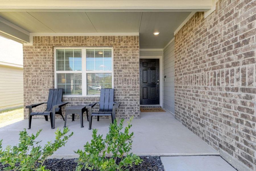 Welcome to your new home at 9921 Flying Wing Welcome to your new home at 9921 Flying Wing