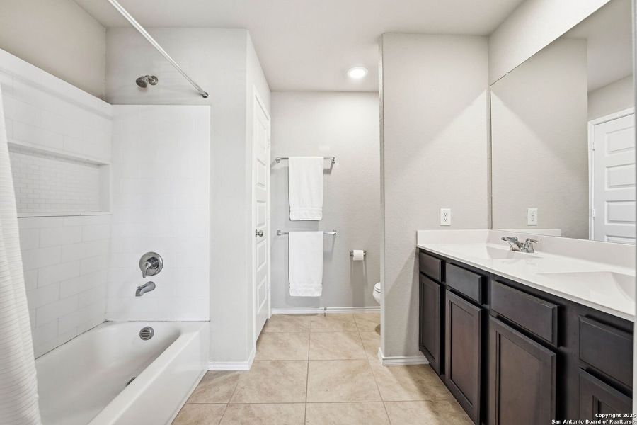 Furnished interior view inside a new home in Abbott Place, St. Hedwig (Image 43).