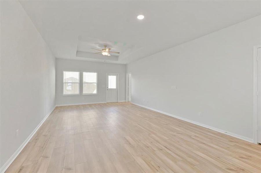 Spacious, unfurnished interior of a new home in Lakes at Black Oak, Magnolia (Image 43).