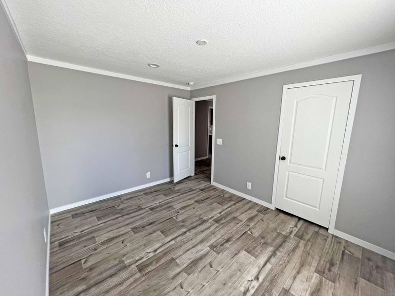 Spacious, unfurnished interior of a new home in , Manning (Image 31).