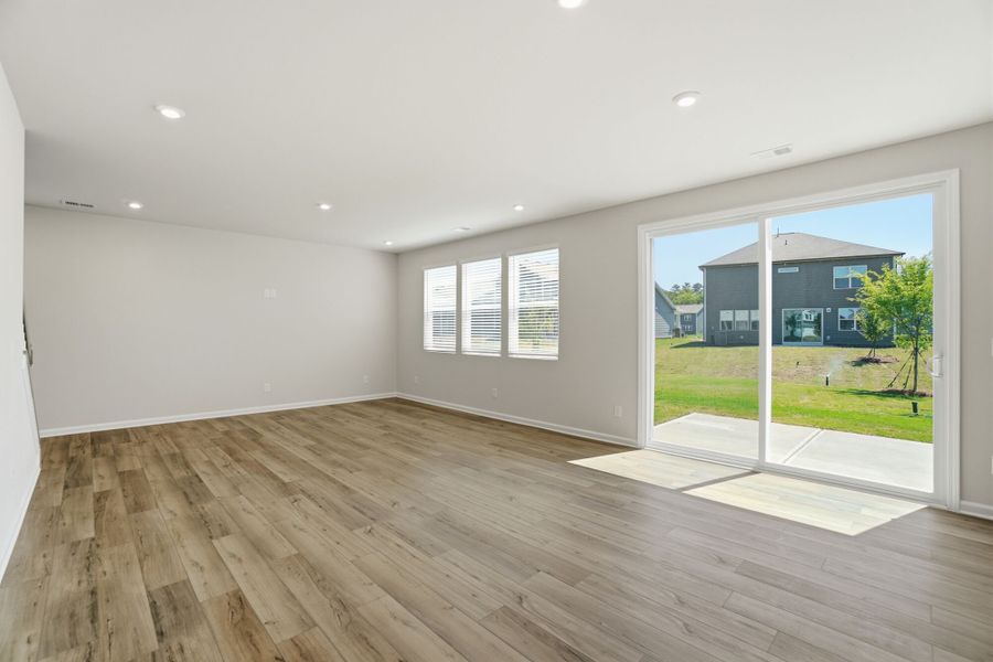 Spacious, unfurnished interior of a new home in Waxhaw Landing, Monroe (Image 15). Spacious, unfurnished interior of a new home in Waxhaw Landing, Monroe (Image 15).
