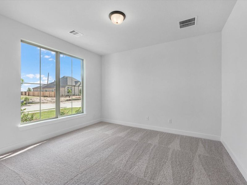 Spacious, unfurnished interior of a new home in Brookewater, Rosenberg (Image 16).