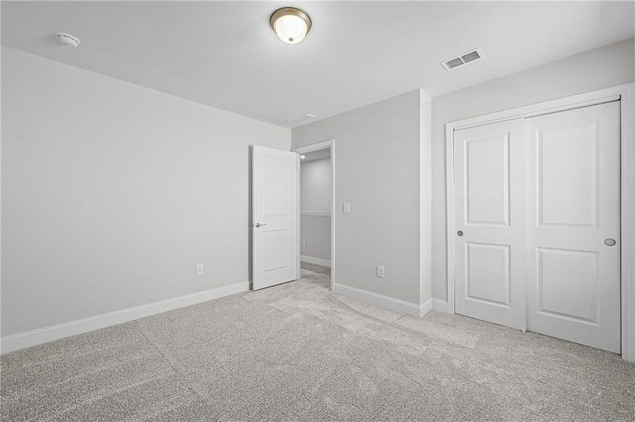Spacious, unfurnished interior of a new home in Overland, Locust Grove (Image 28).