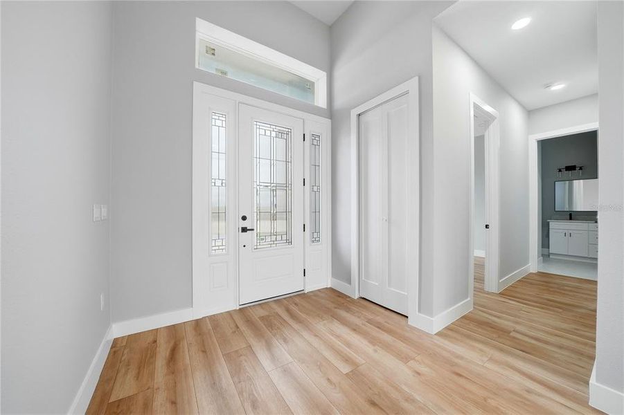 Spacious, unfurnished interior of a new home in , Punta Gorda (Image 30).