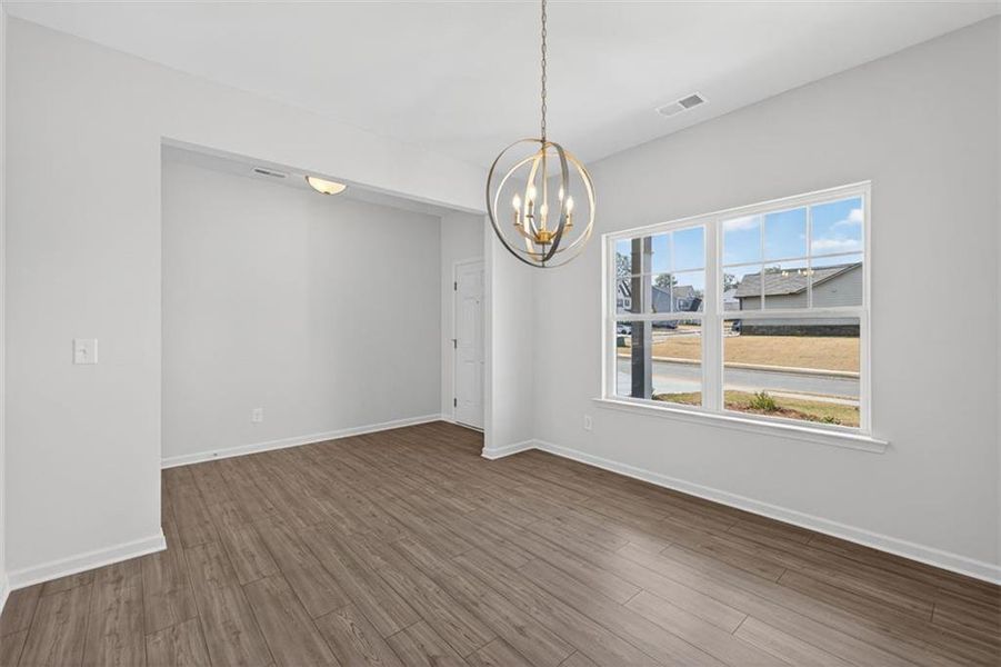 Spacious, unfurnished interior of a new home in Garrett Preserve, Douglasville (Image 37).