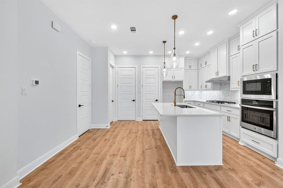 Furnished interior view inside a new home in Hillside at Las Colinas, Irving (Image 20).