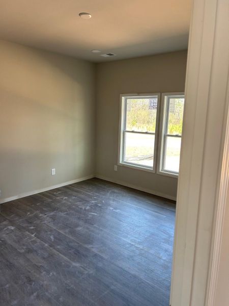Spacious, unfurnished interior of a new home in , Orangeburg (Image 11).