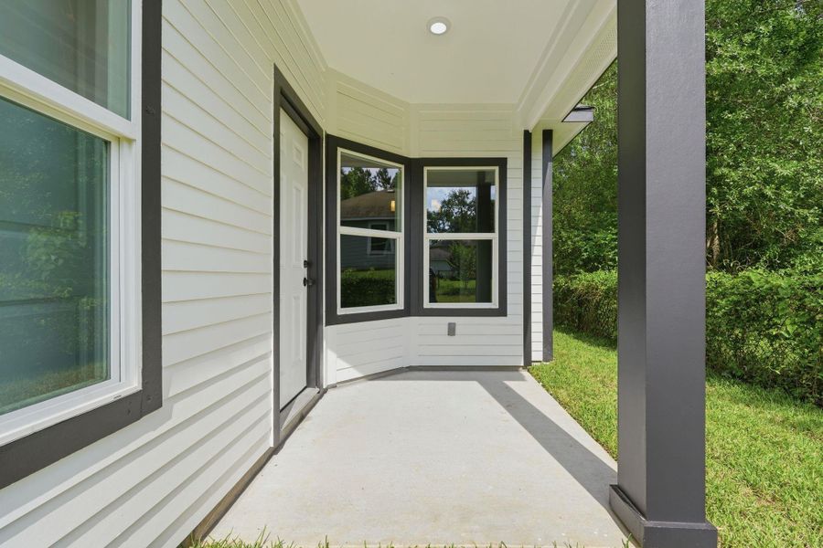 Exterior details and patio area of a home in , Willis (Image 26).