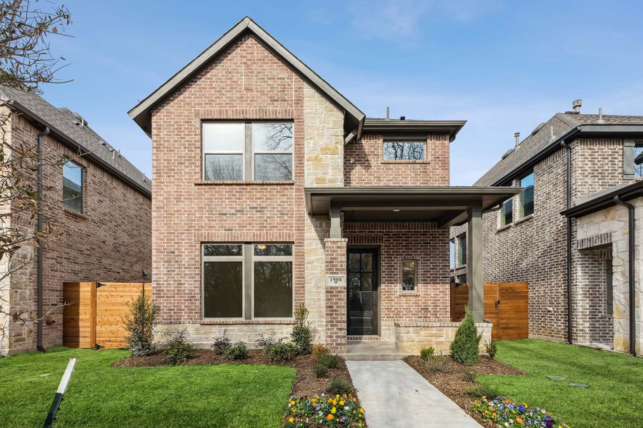 The Delmar - G Exterior