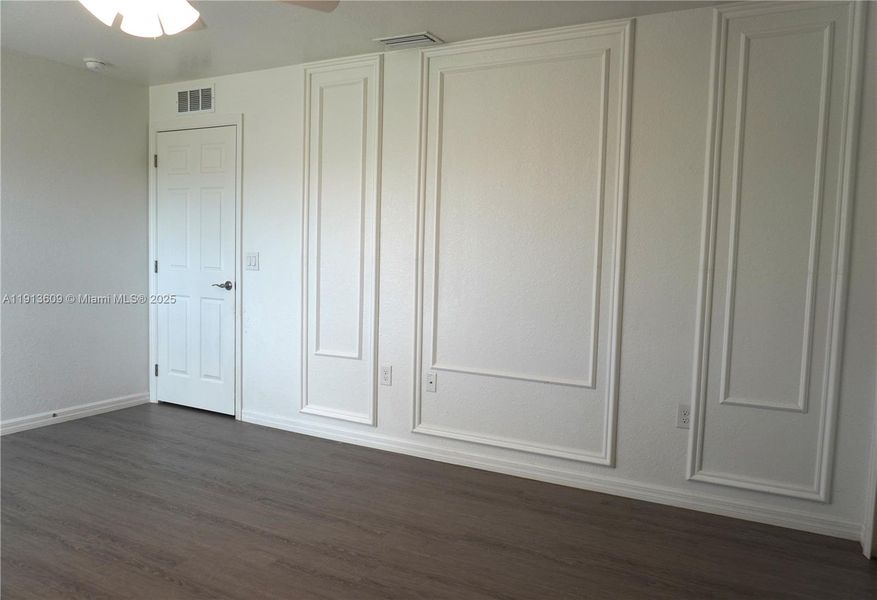 Spacious, unfurnished interior of a new home in , Labelle (Image 21).