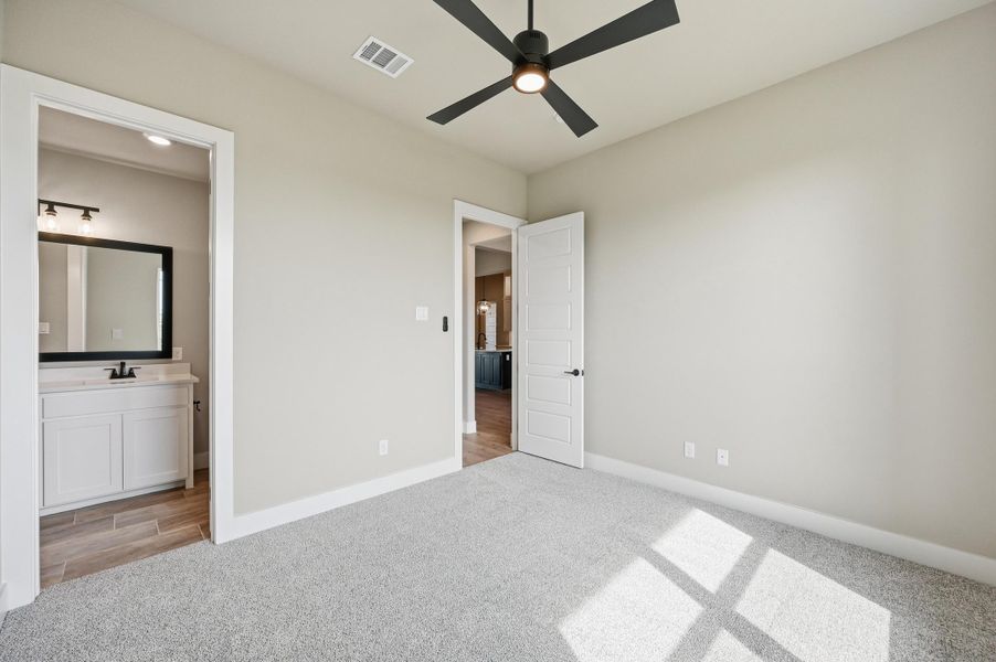Spacious, unfurnished interior of a new home in Rocky Top Ranch, Reno (Image 31). Spacious, unfurnished interior of a new home in Rocky Top Ranch, Reno (Image 31).